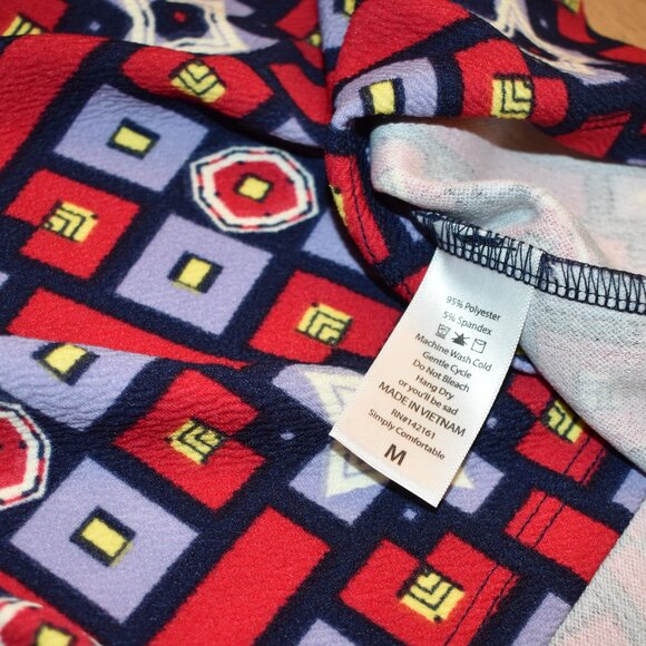 Size Medium LuLaRoe Cassie Pencil Skirt - Picture 8 of 8